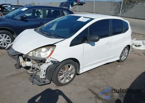 2011 Honda Fit Sport z USA, uszkodzony, nr VIN JHMGE8H51BC027190